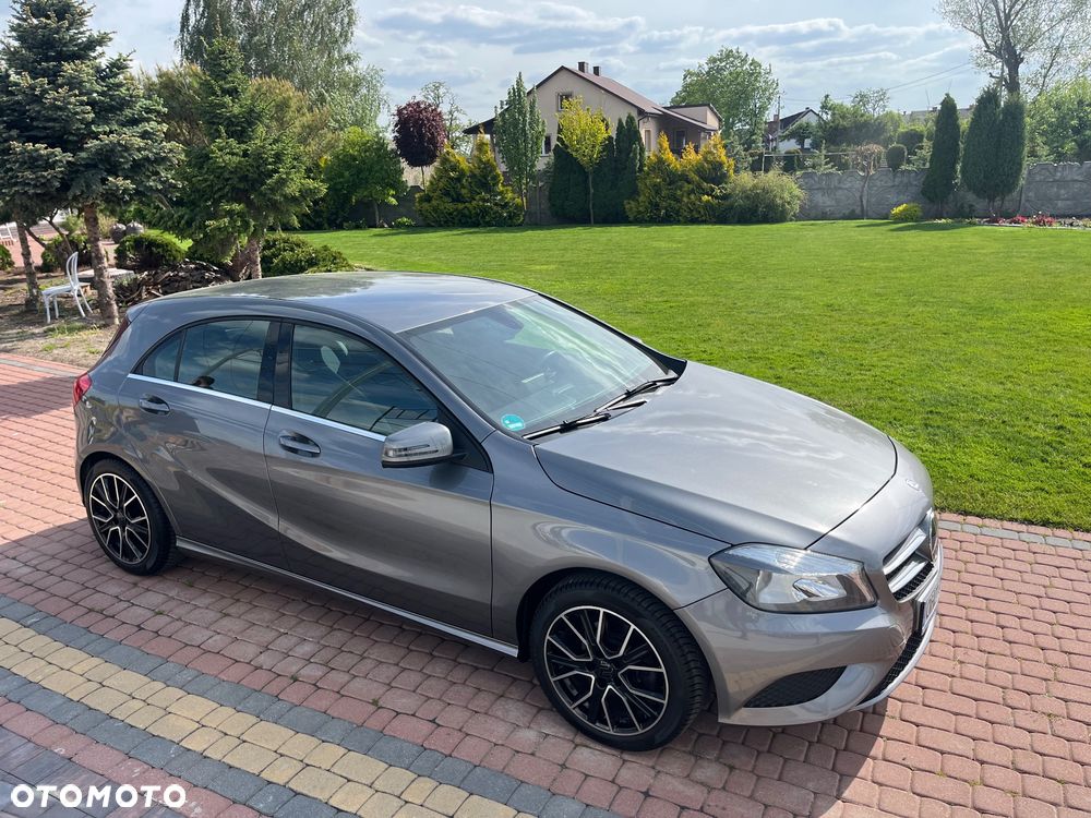 Mercedes-Benz Klasa A 180 (BlueEFFICIENCY) - 8