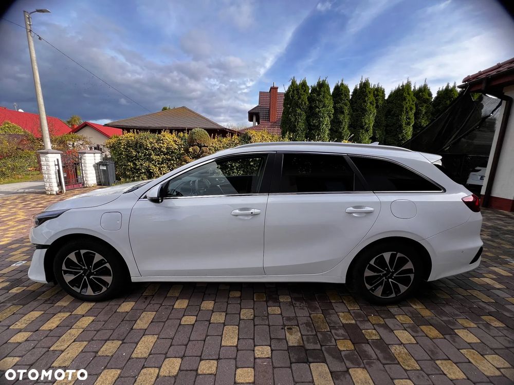 Kia Ceed 1.6 GDI DCT OPF Spirit - 9