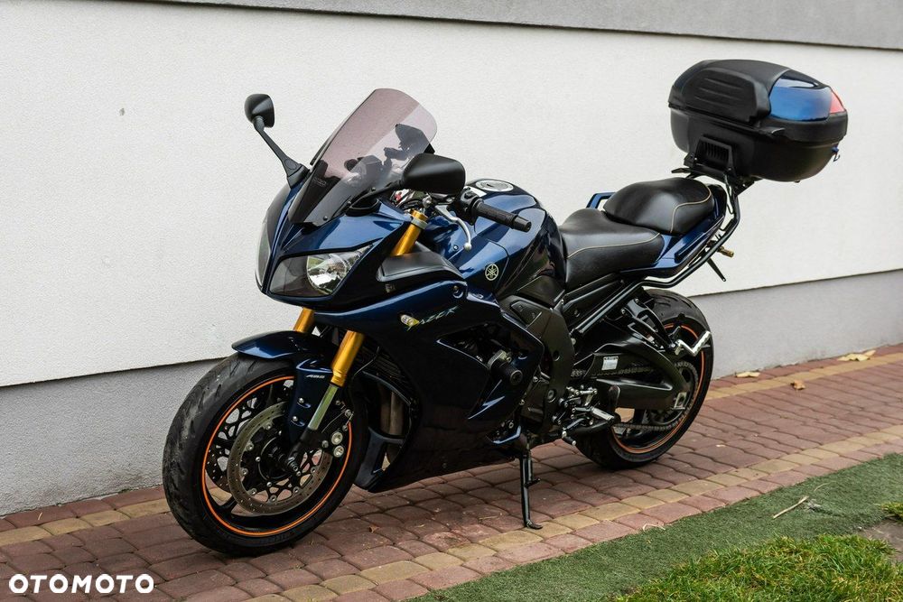Yamaha FZ - 6