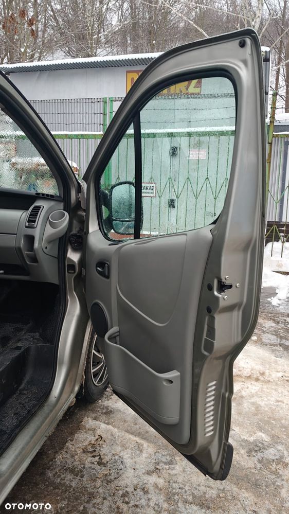 Opel Vivaro L1H1 2.7t - 9