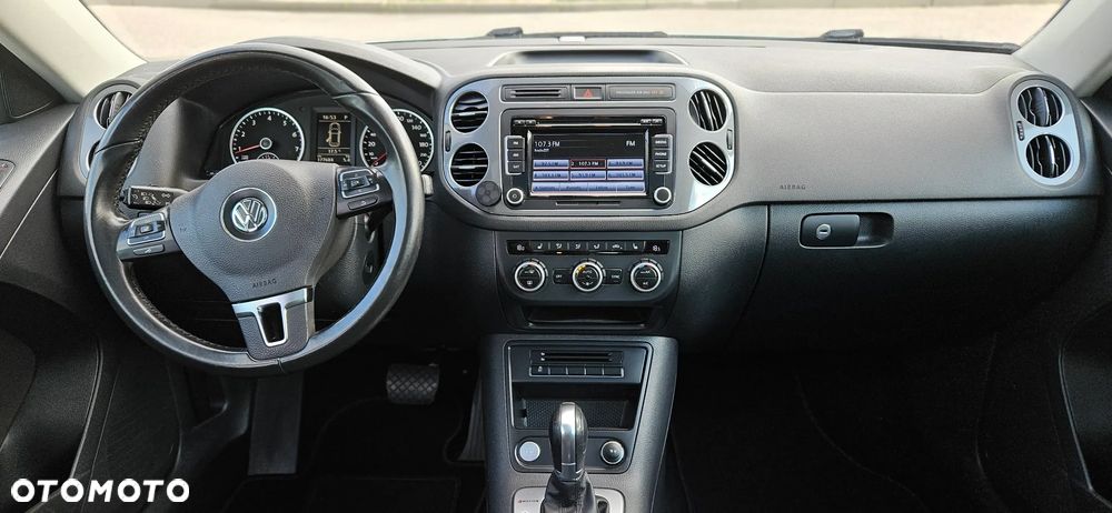 Volkswagen Tiguan - 12