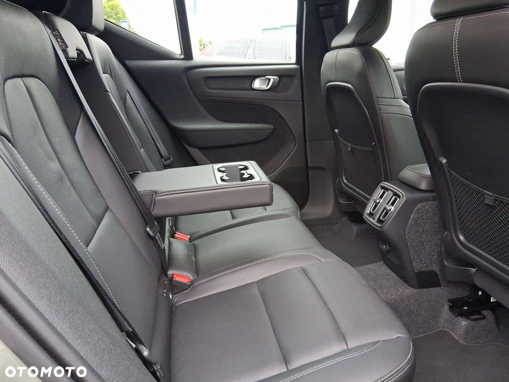 Volvo XC 40 - 15