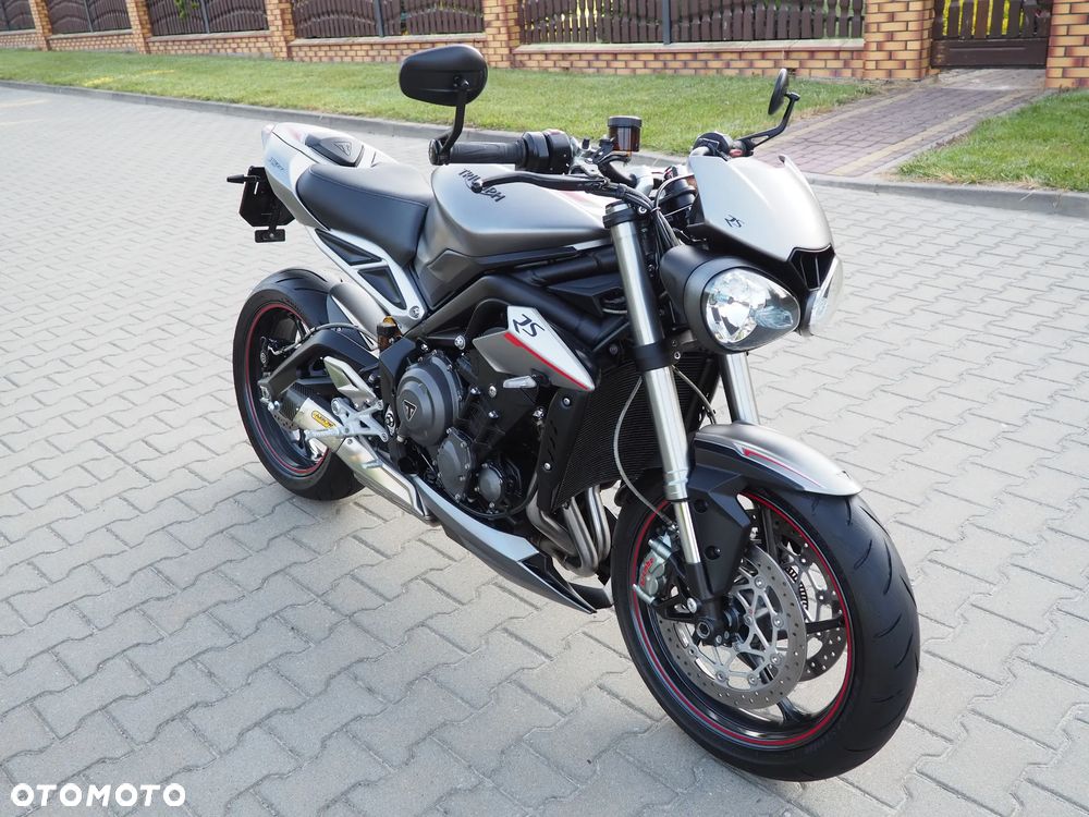Triumph Street Triple - 39