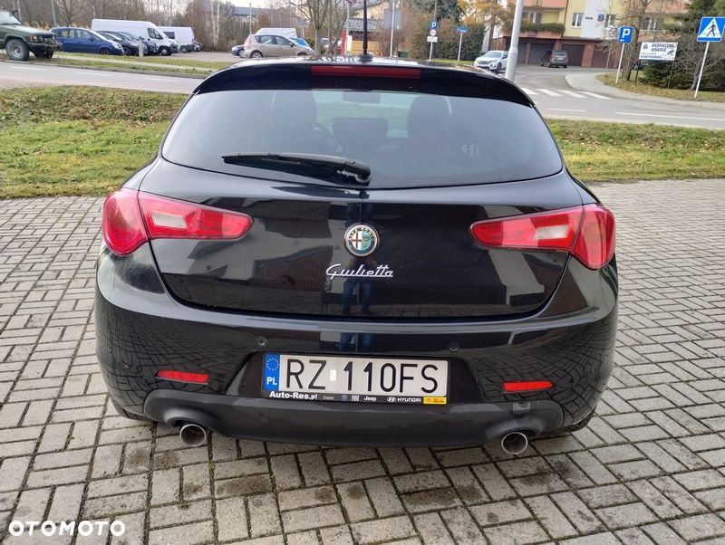 Alfa Romeo Giulietta - 6