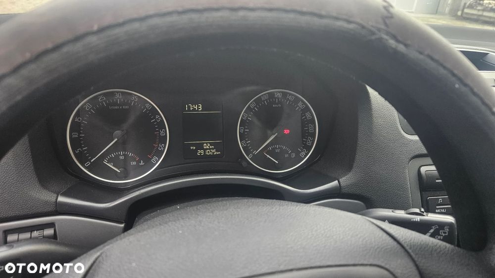 Skoda Octavia 2.0 TDI Active - 12