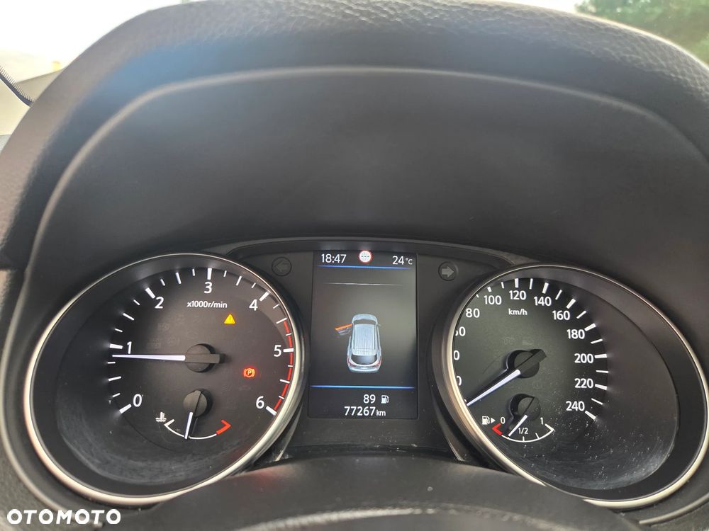 Nissan Qashqai 1.7 dCi N-Connecta - 32
