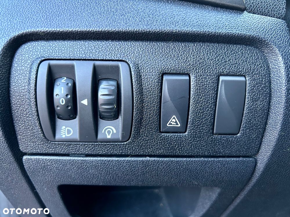 Renault Scenic 2.0 16V 140 CVT Dynamique - 32