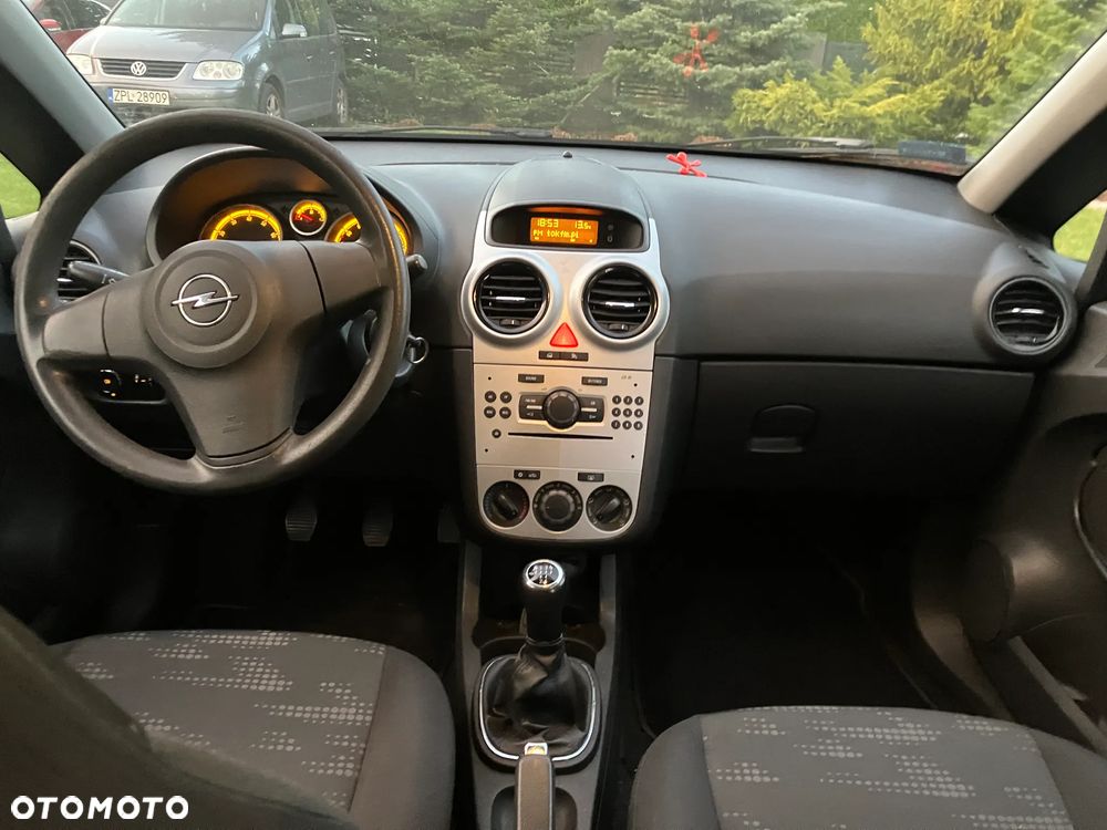 Opel Corsa 1.2 16V Enjoy - 9