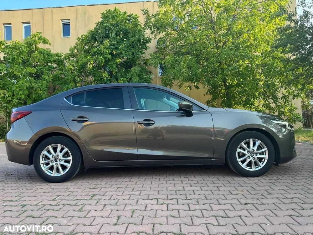 Mazda 3 G120 Attraction - 16