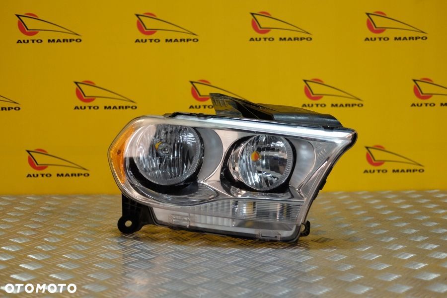 DODGE DURANGO 2011- REFLEKTOR LAMPA ZWYKŁA PRAWA USA - 2