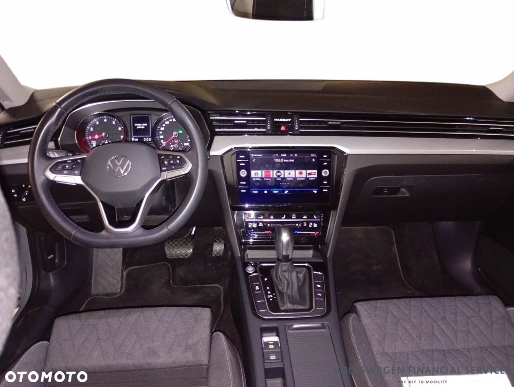 Volkswagen Passat Variant 1.5 TSI EVO Business DSG - 8