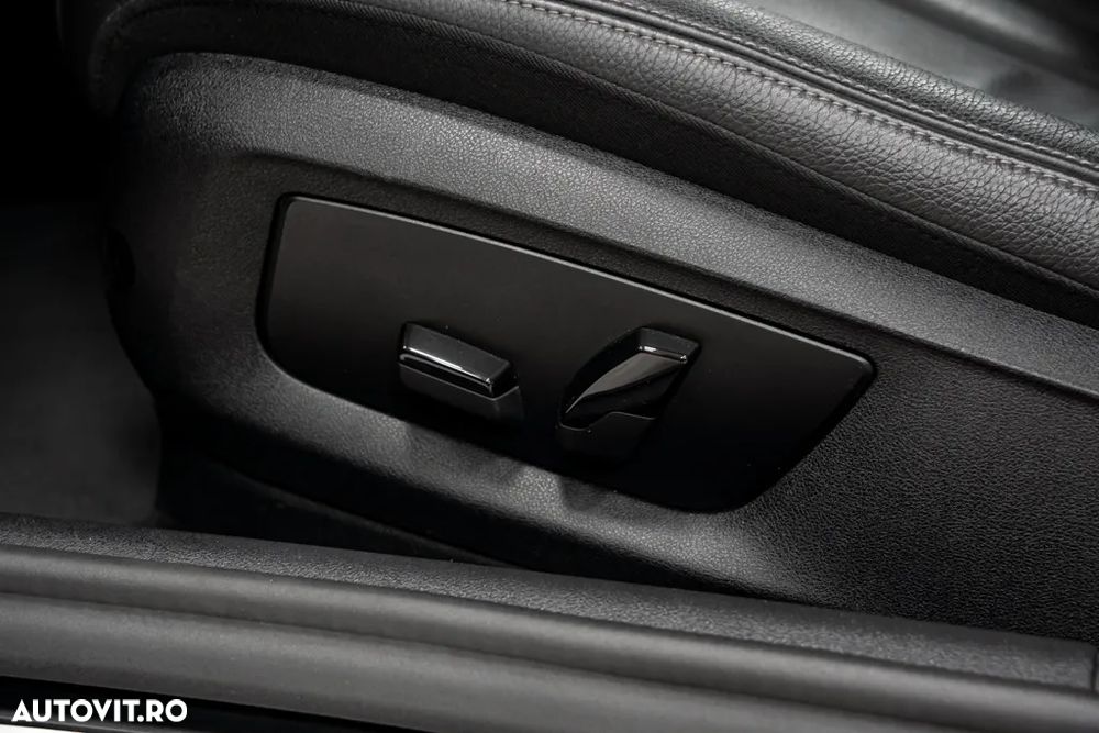 BMW Seria 5 530d xDrive AT - 24