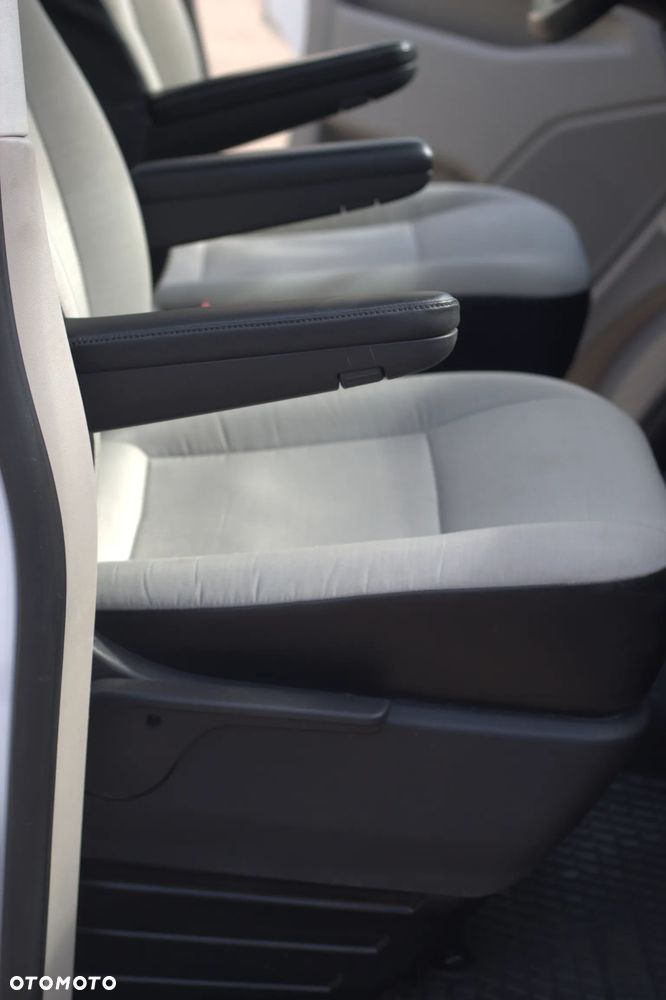 Volkswagen Transporter T6 - 15