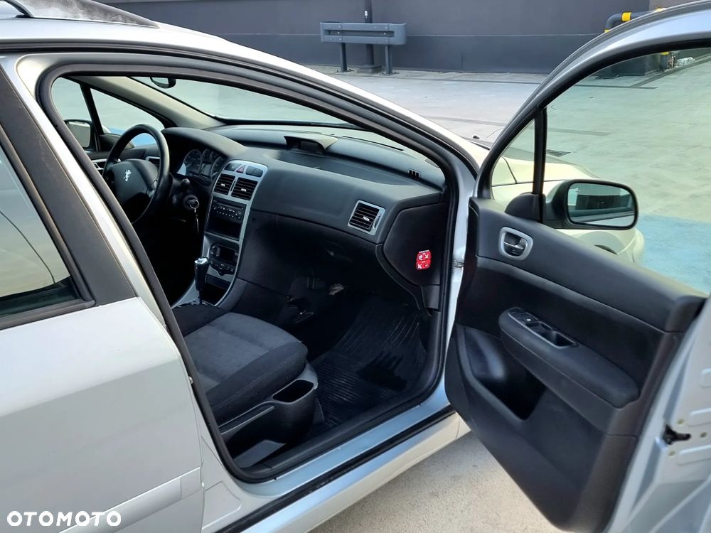 Peugeot 307 1.6 XT Premium - 9