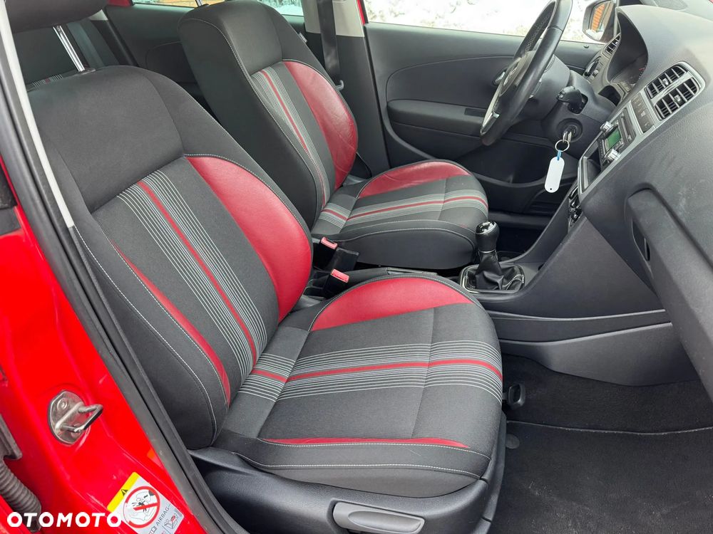 Volkswagen Polo 1.2 TSI Blue Motion Technology MATCH - 13