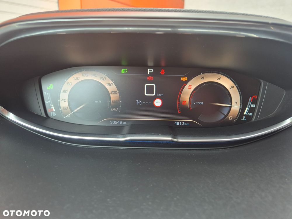 Peugeot 5008 BlueHDi 180 EAT8 GT - 29