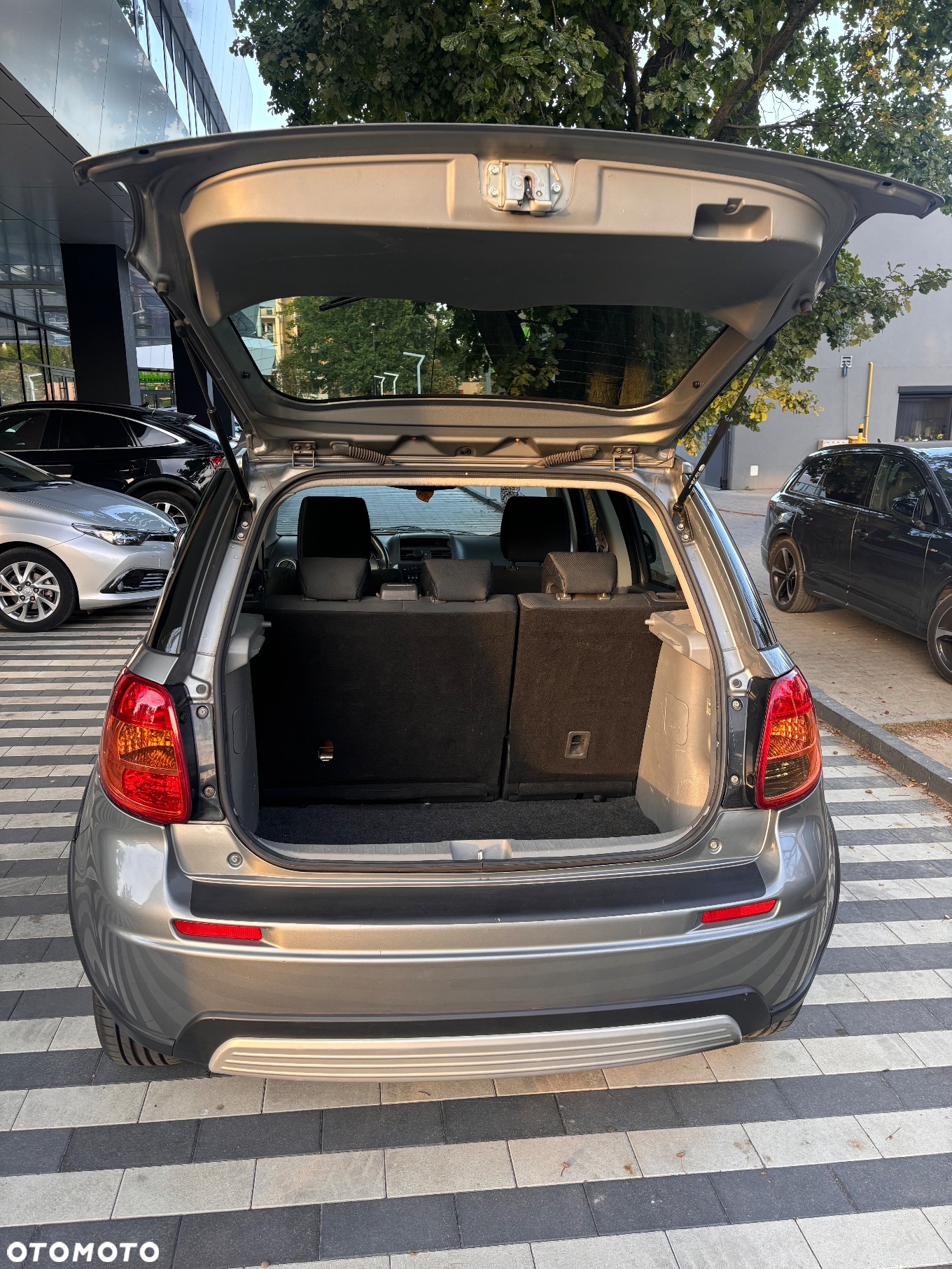 Suzuki SX4 1.9 DDiS DPF 4x4 Comfort - 14