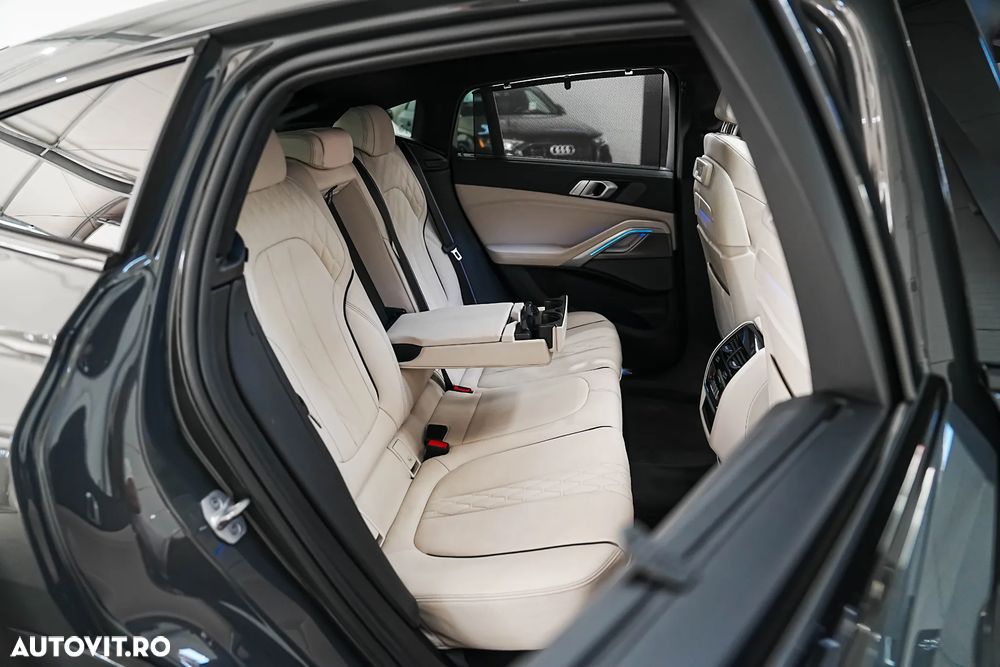 BMW X6 xDrive40i AT MHEV - 10
