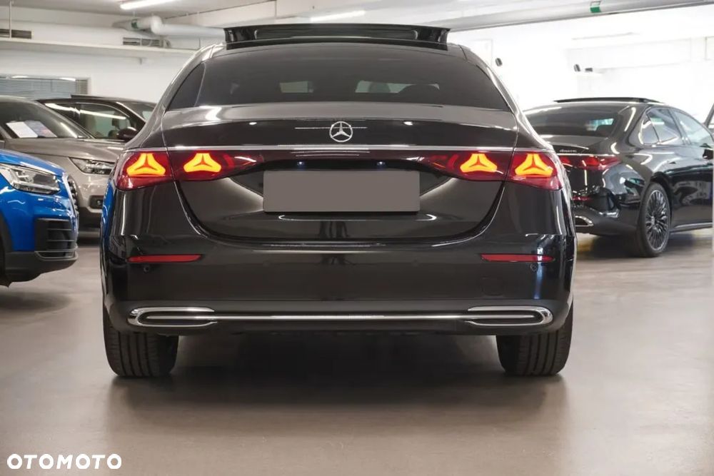 Mercedes-Benz Klasa E 220 d 4Matic 9G-TRONIC - 6