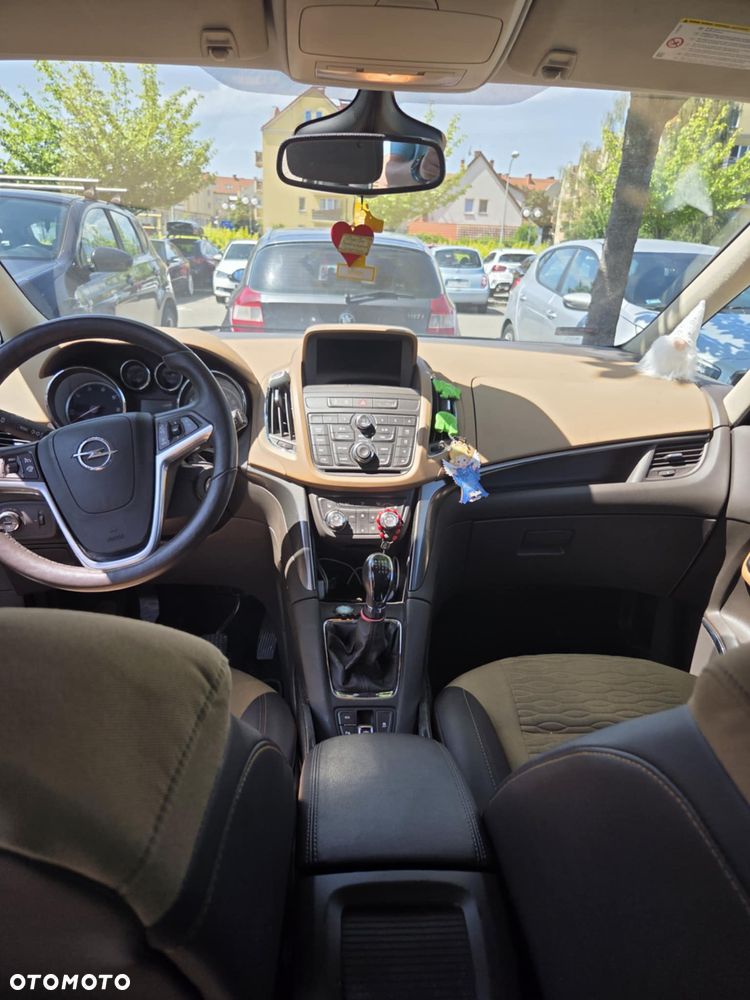 Opel Zafira 2.0 CDTI Cosmo EcoFLEX S&S - 10