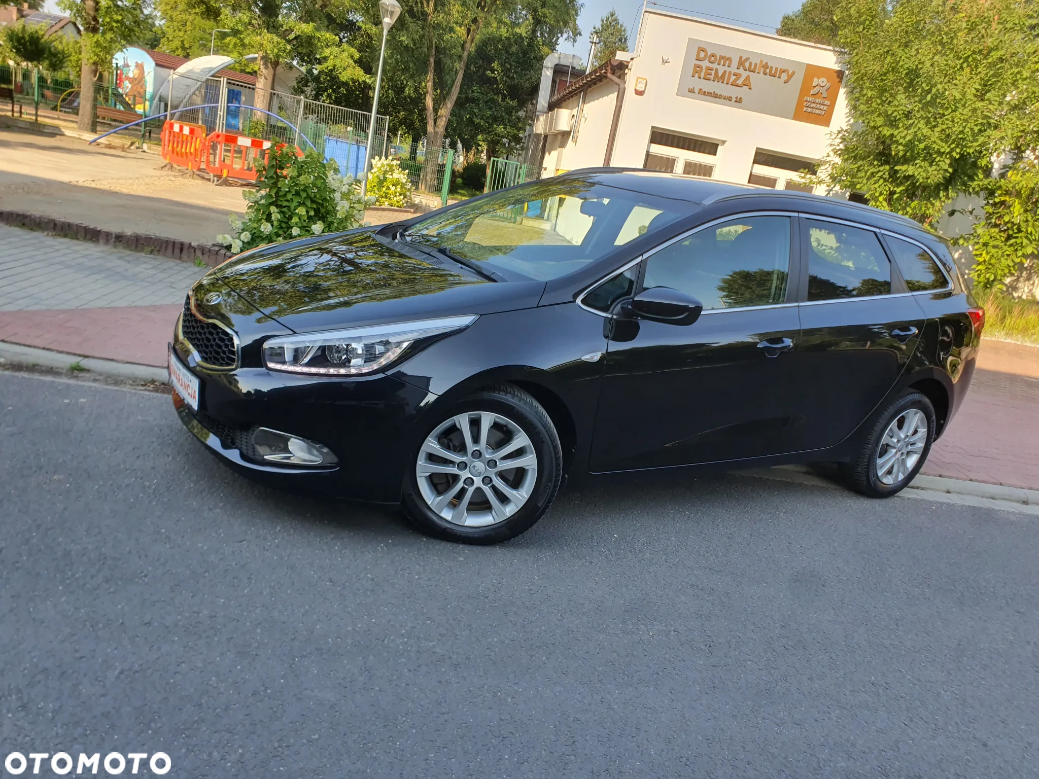 Kia Ceed 1.6 GDI SW Vision - 21