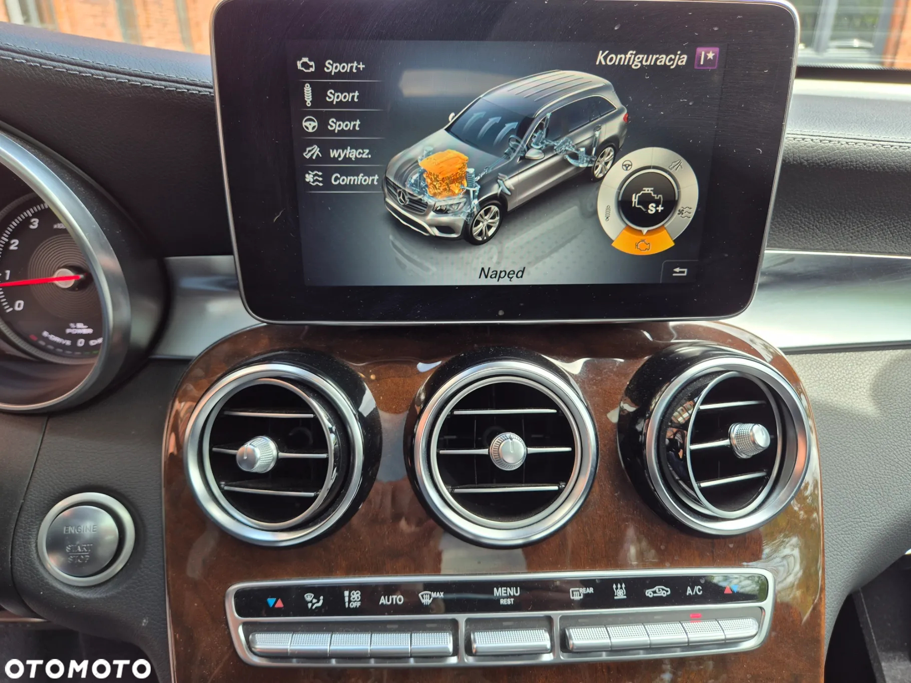 Mercedes-Benz GLC 350 e 4Matic 7G-TRONIC AMG Line - 21