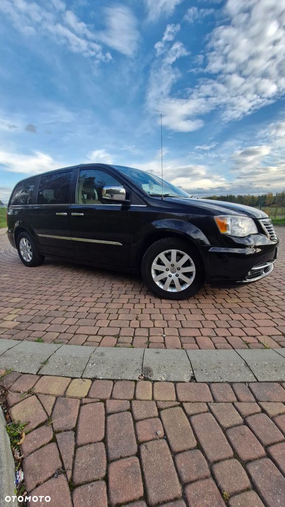 Chrysler Town & Country 3.6 Limited - 2
