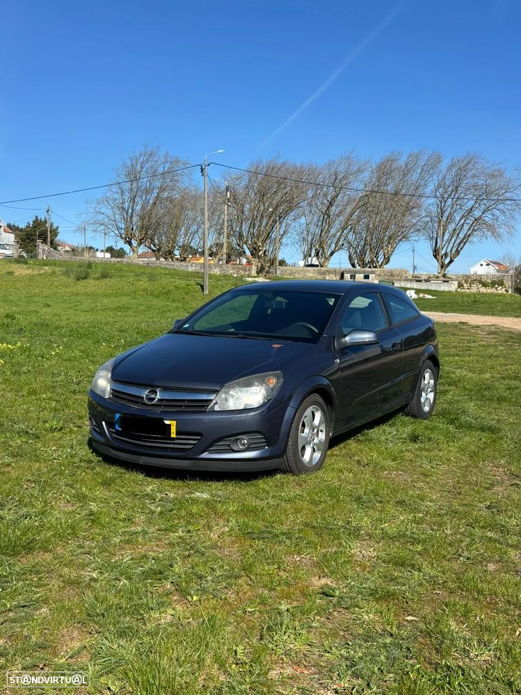 Opel Astra GTC 1.7 CDTI - 1