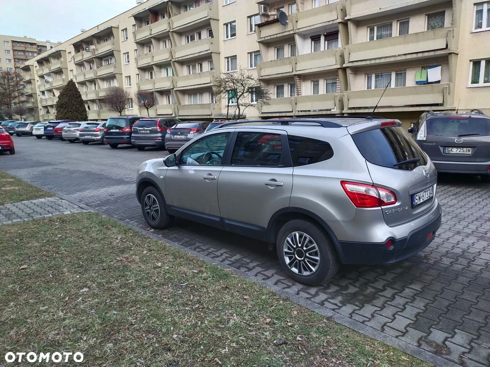 Nissan Qashqai 2.0 lounge - 5