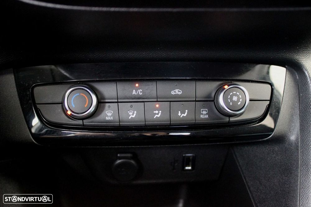 Opel Corsa 1.5 D Elegance - 26