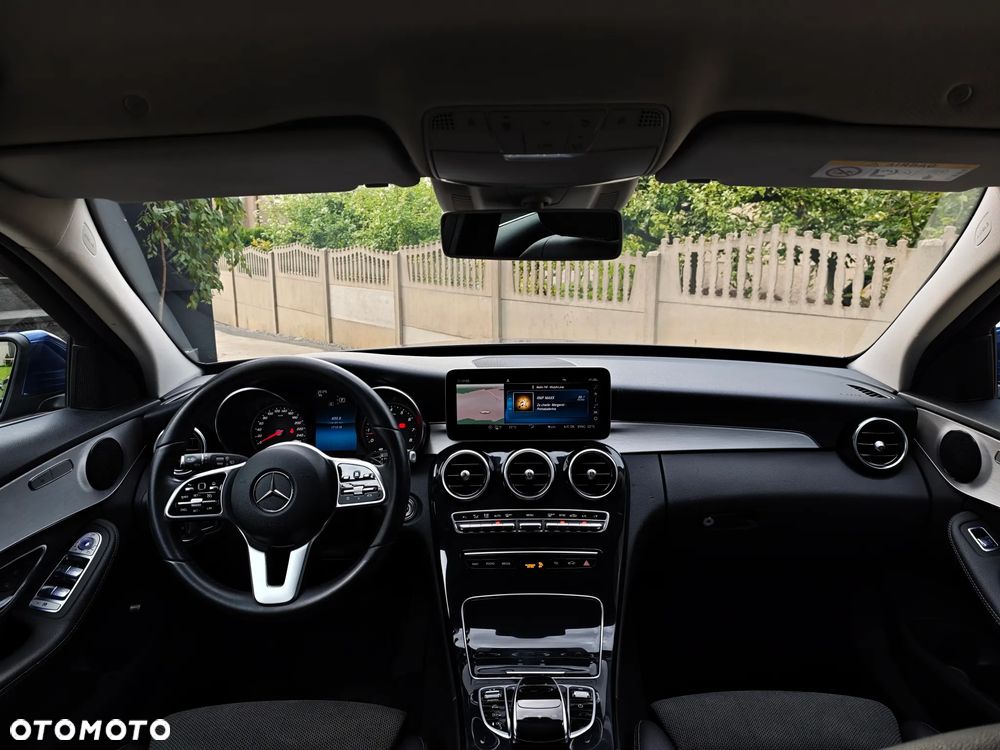 Mercedes-Benz Klasa C 180 9G-TRONIC Avantgarde - 12