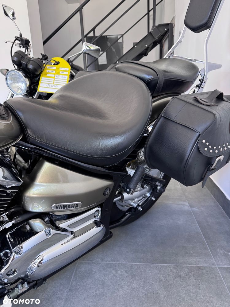Yamaha XVS - 8