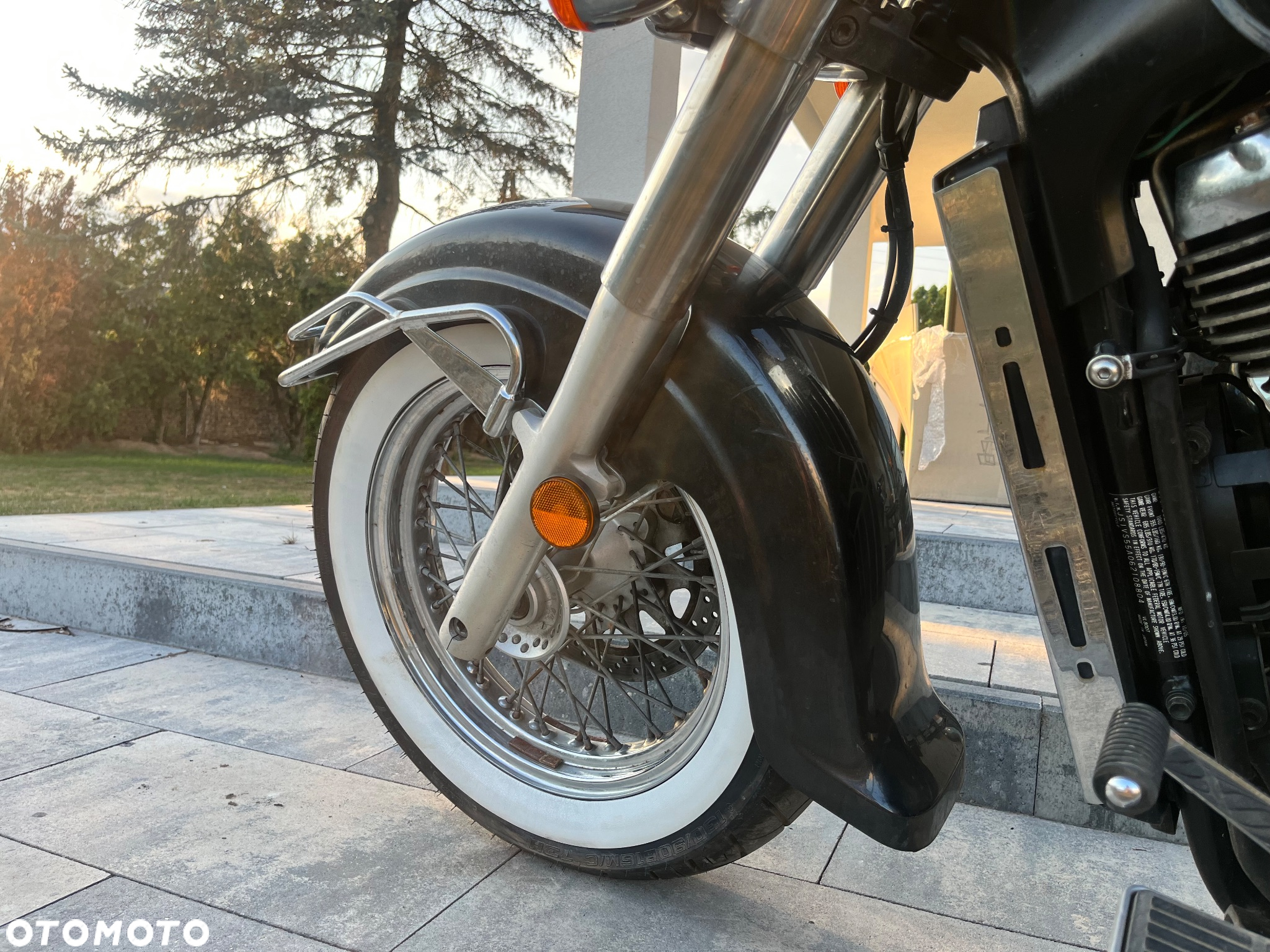 Suzuki Boulevard - 16