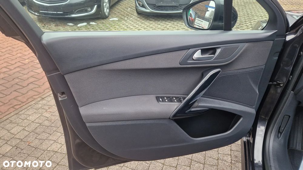 Peugeot 508 HDi FAP 160 Allure - 21