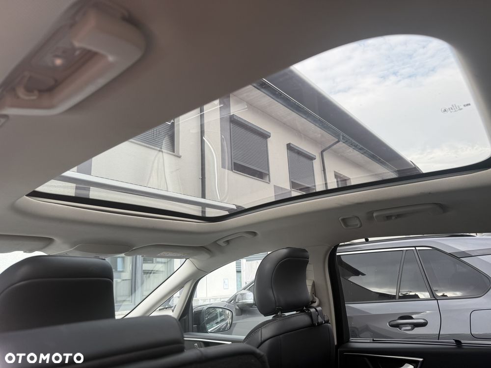 Ford S-Max 2.0 TDCi 4WD Titanium PowerShift - 31