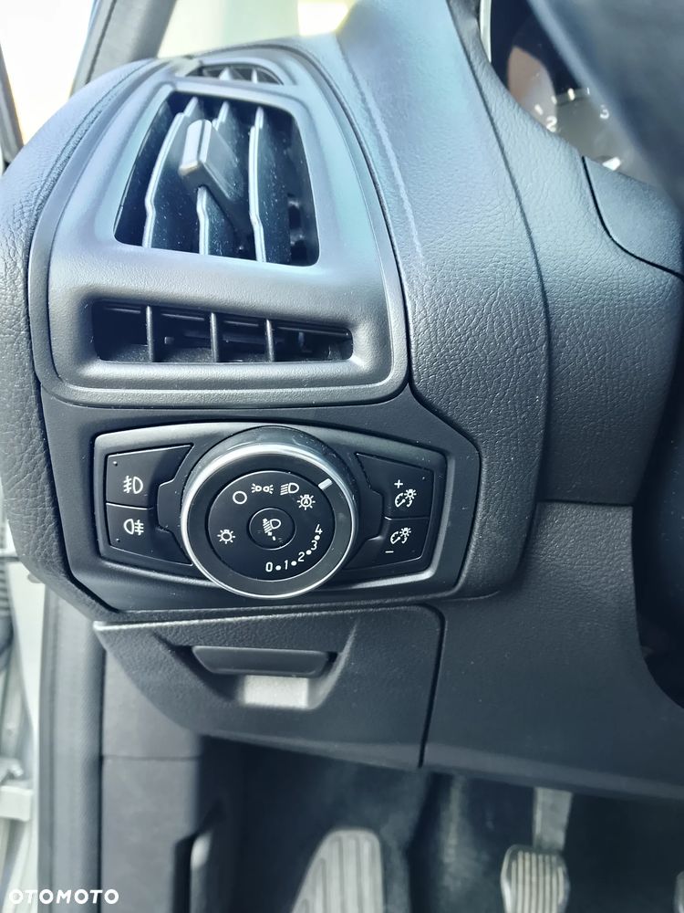 Ford Focus - 11