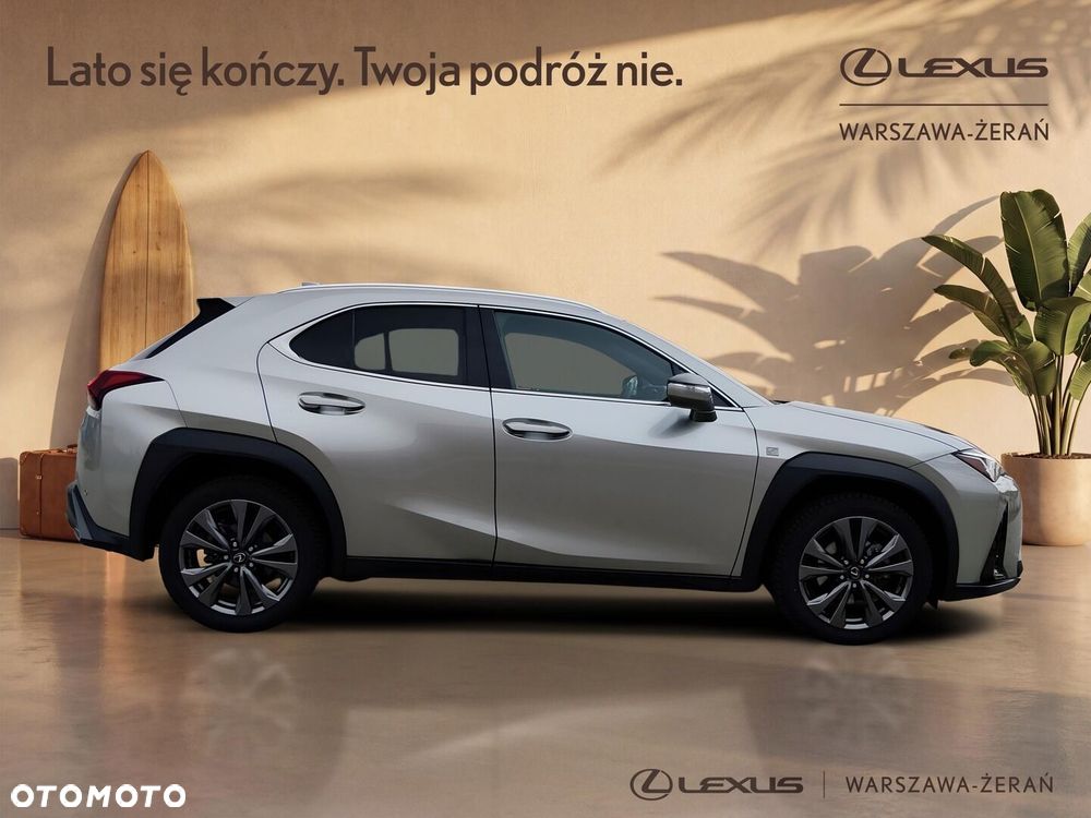 Lexus UX 300h F Sport Design - 8