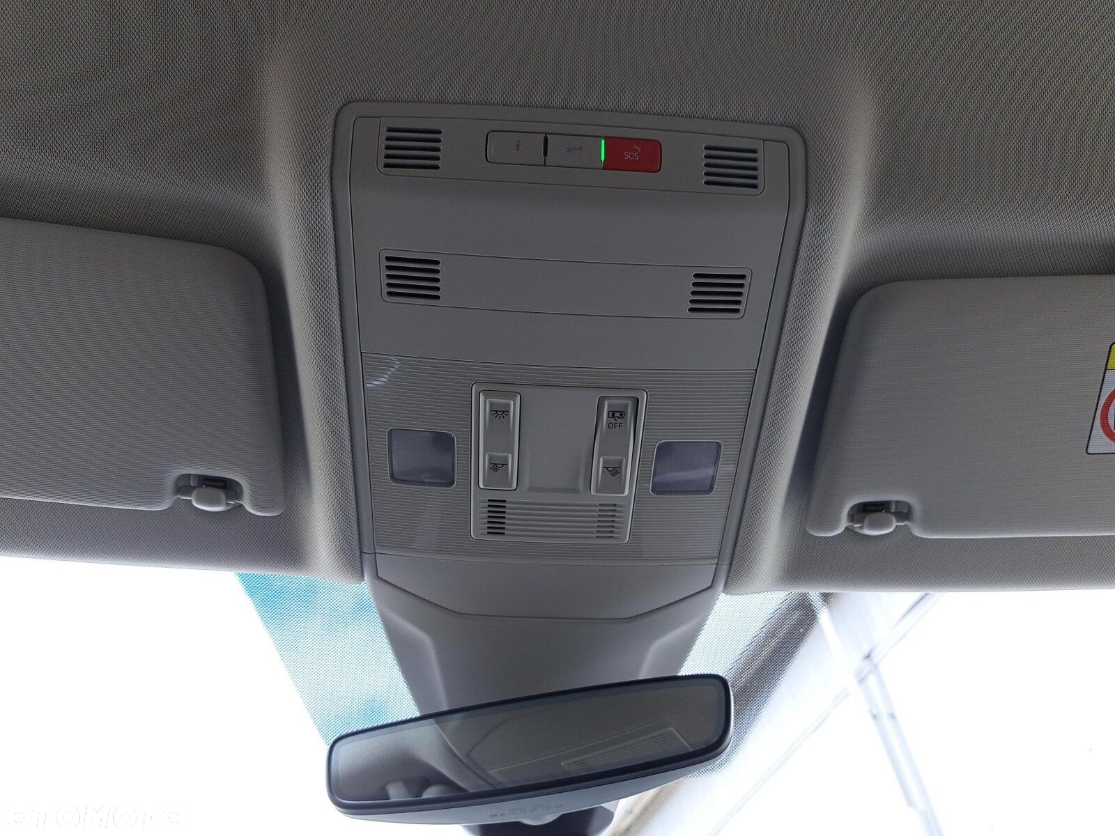 Volkswagen T-Cross - 36