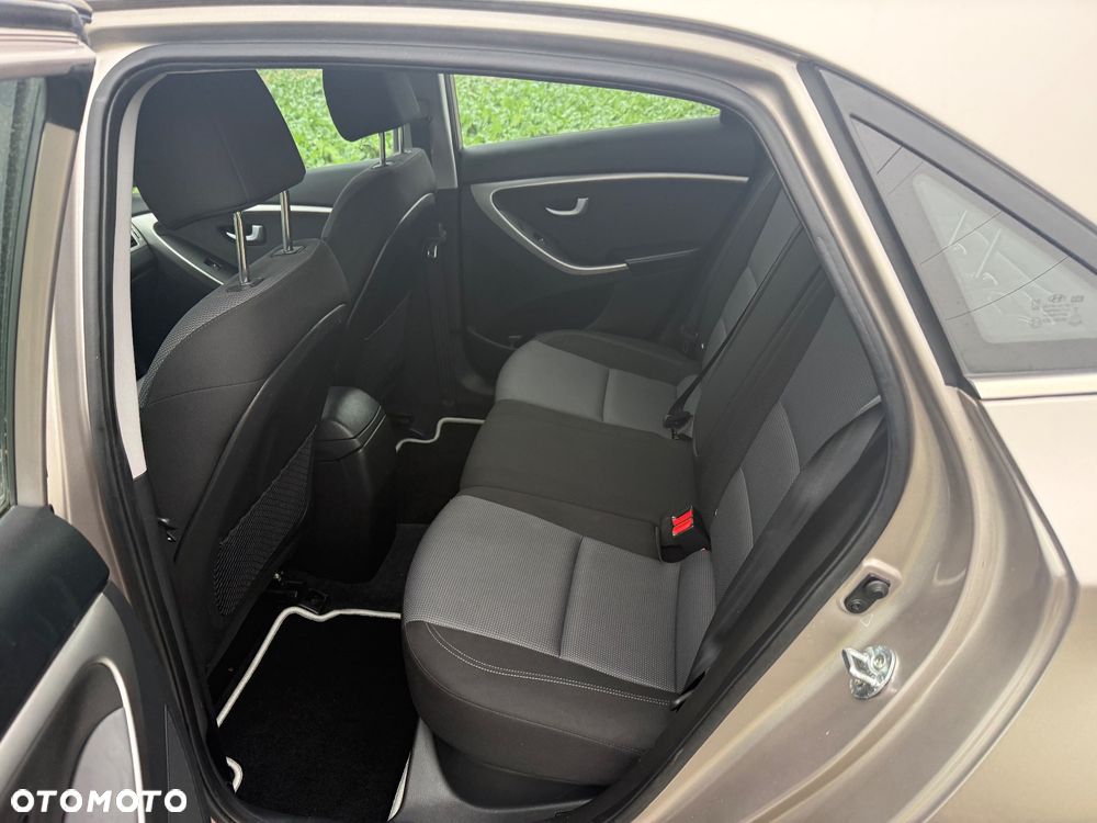 Hyundai i30 - 17