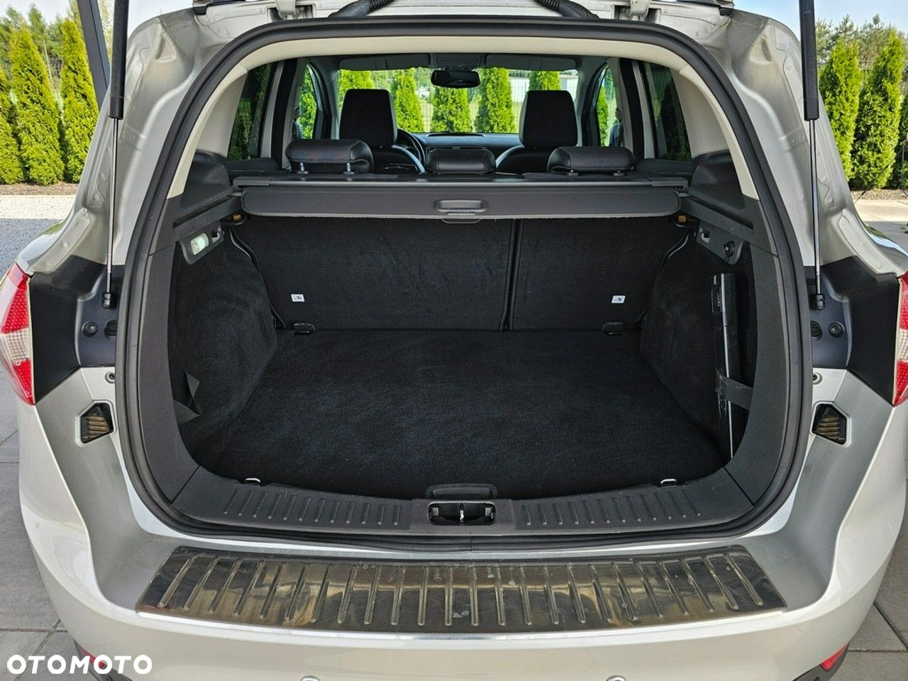 Ford Kuga - 19