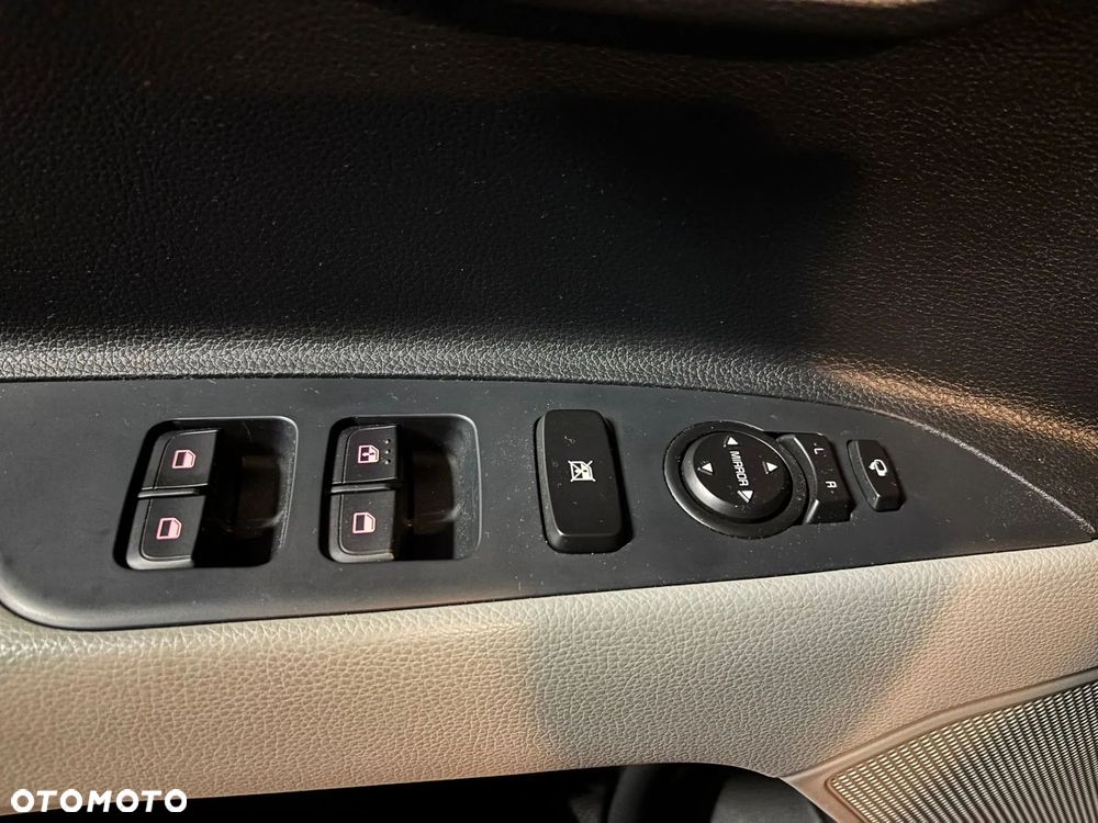 Kia Stonic 1.2 L Business Line - 8