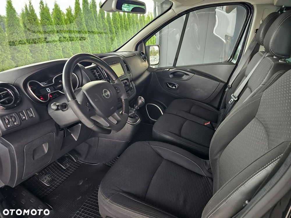 Opel Vivaro - 14
