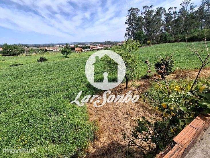 Moradia individual com terreno de 2.753m2 em Balazar, Póvoa de Varzim