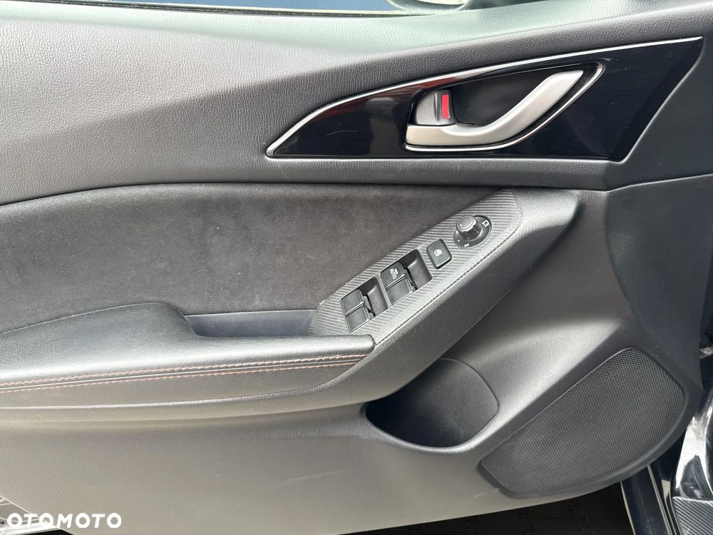 Mazda 3 1.5 D Skypassion - 16