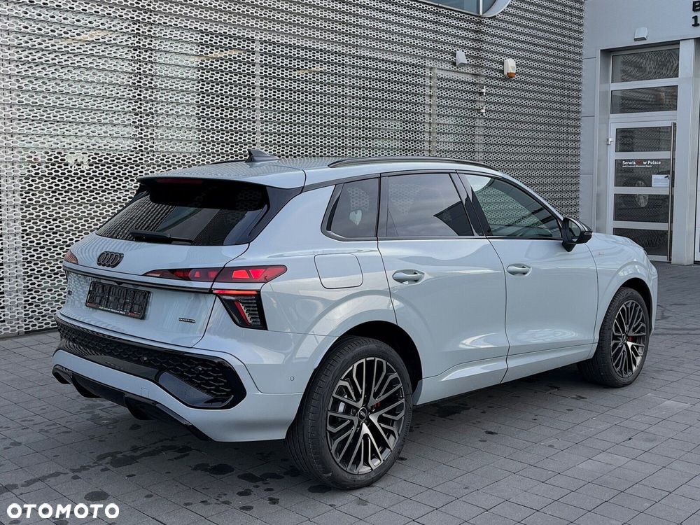 Audi Q3 - 4