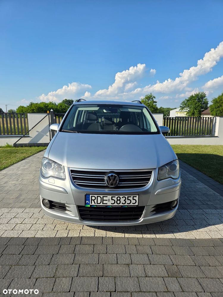 Volkswagen Touran 2.0 TDI Q-Line - 1