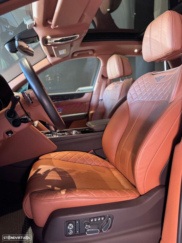 Bentley Bentayga Hybrid - 38