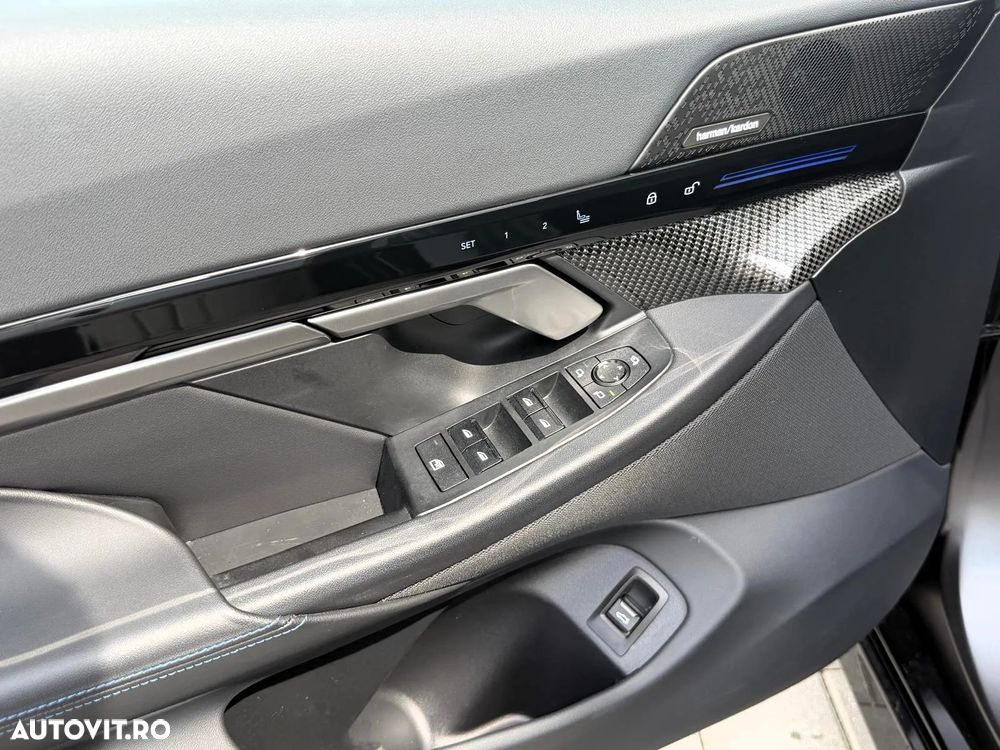 BMW Seria 5 520d xDrive AT MHEV - 9