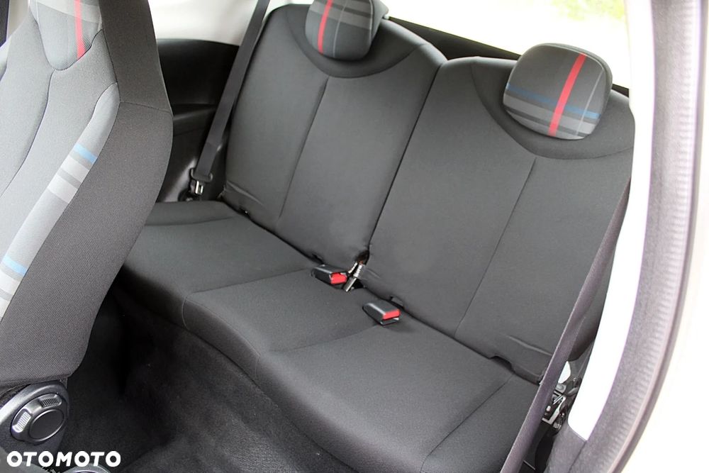 Peugeot 108 - 17