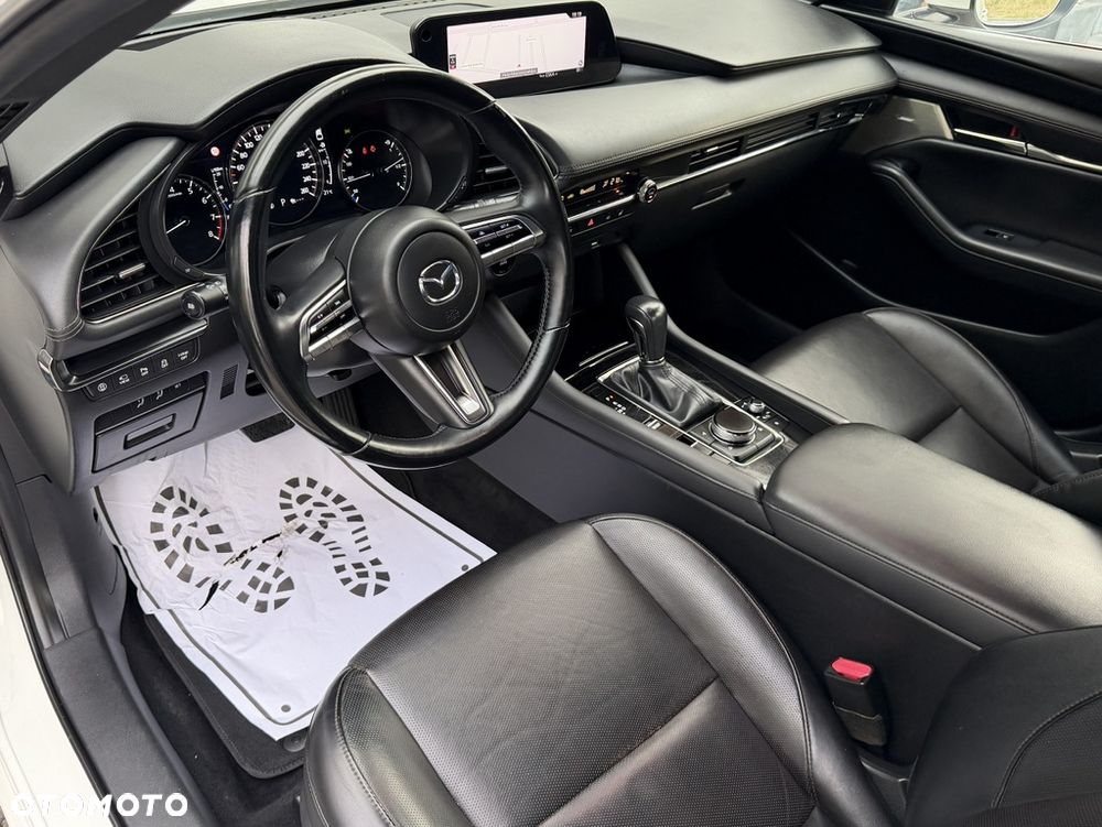 Mazda 3 e-SKYACTIV-G 122 M HYBRID DRIVE EXCLUSIVE-LINE - 29